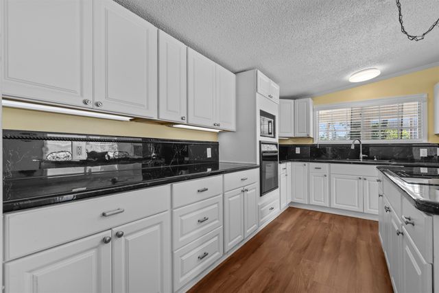 1021 Blossom St., North Myrtle Beach, SC 29582