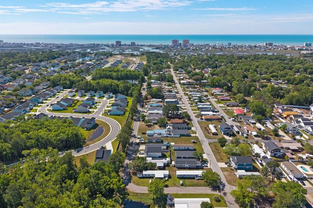 1021 Blossom St., North Myrtle Beach, SC 29582