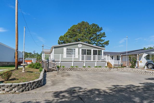 1021 Blossom St., North Myrtle Beach, SC 29582