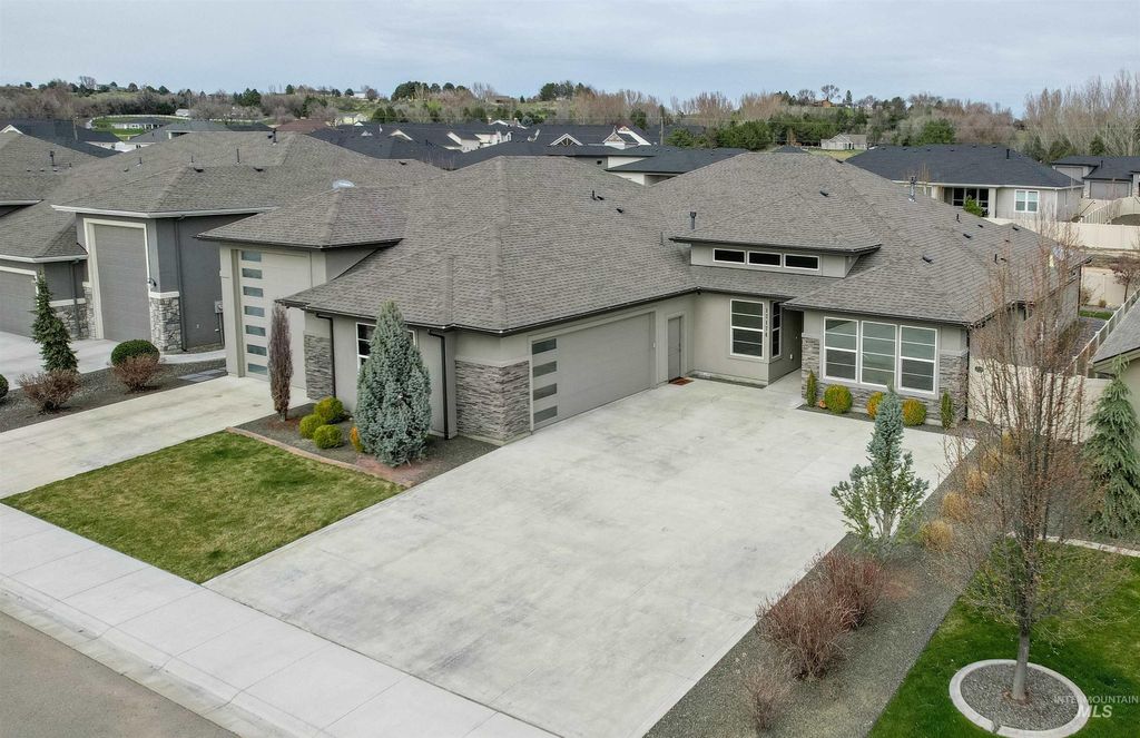 12174 W Lacerta Street, Star, ID 83669