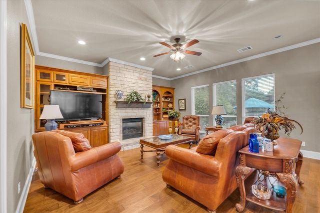 2201 Somerset, Midlothian, TX 76065