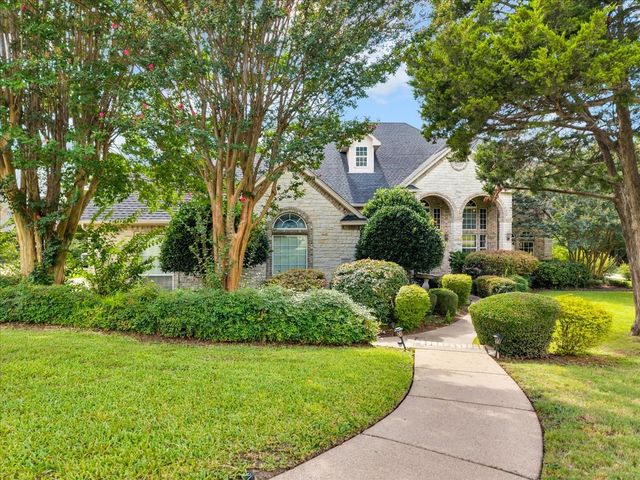2201 Somerset, Midlothian, TX 76065