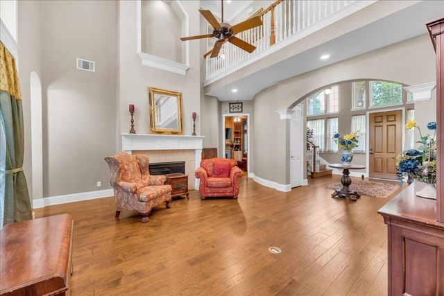 2201 Somerset, Midlothian, TX 76065