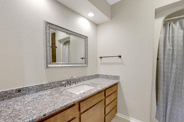 31 Oak Cove Lane, Coldspring, TX 77331