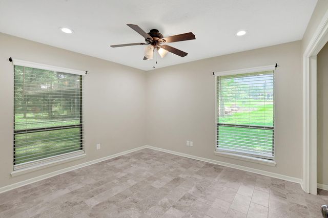 31 Oak Cove Lane, Coldspring, TX 77331