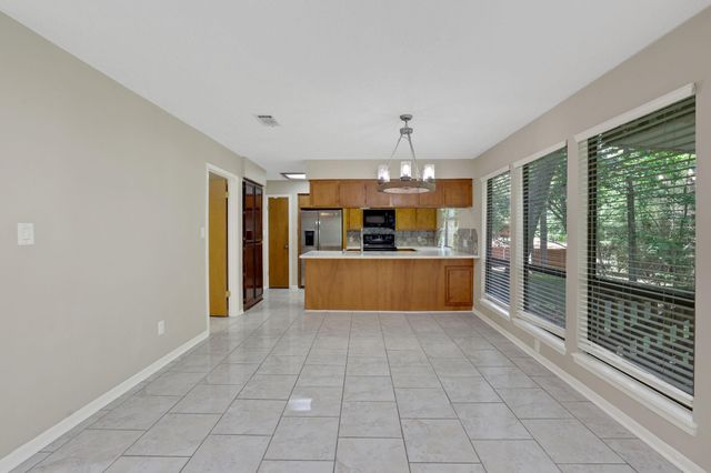 31 Oak Cove Lane, Coldspring, TX 77331