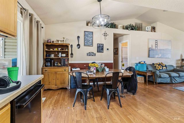 1610 W Hawaii, Nampa, ID 83686