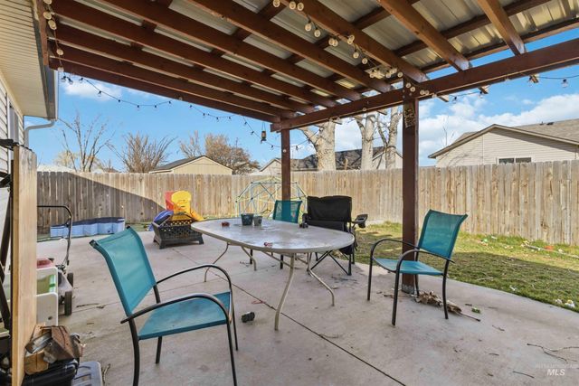 1610 W Hawaii, Nampa, ID 83686