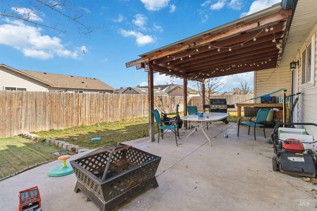 1610 W Hawaii, Nampa, ID 83686