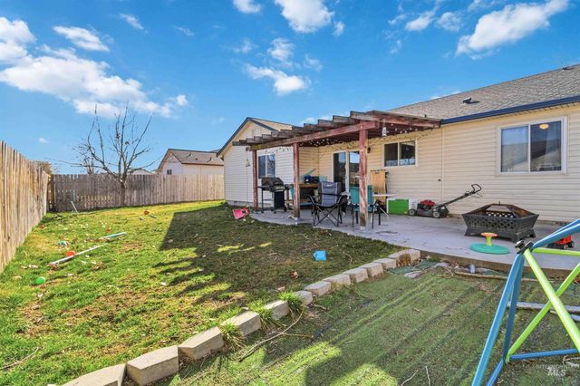 1610 W Hawaii, Nampa, ID 83686