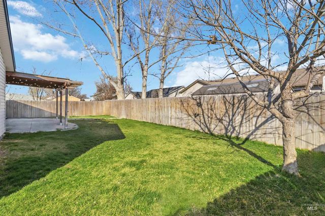 1610 W Hawaii, Nampa, ID 83686