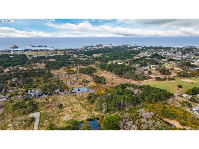 0 Harrison Rd, Bandon, OR 97411
