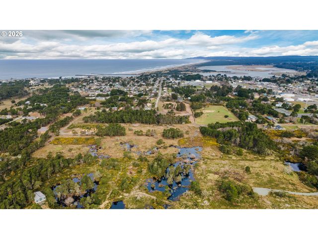 0 Harrison Rd, Bandon, OR 97411