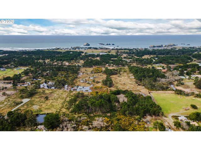 0 Harrison Rd, Bandon, OR 97411