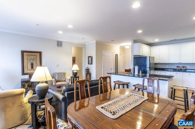 1051 GLENWOOD STATION LN #104, Charlottesville, VA 22901