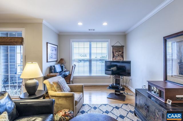 1051 GLENWOOD STATION LN #104, Charlottesville, VA 22901