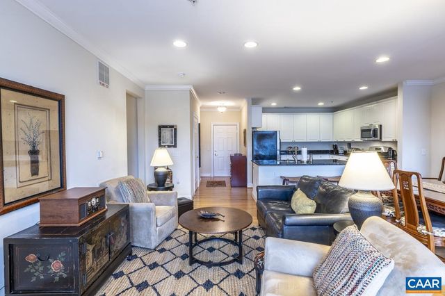 1051 GLENWOOD STATION LN #104, Charlottesville, VA 22901