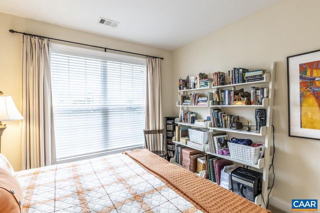 1051 GLENWOOD STATION LN #104, Charlottesville, VA 22901