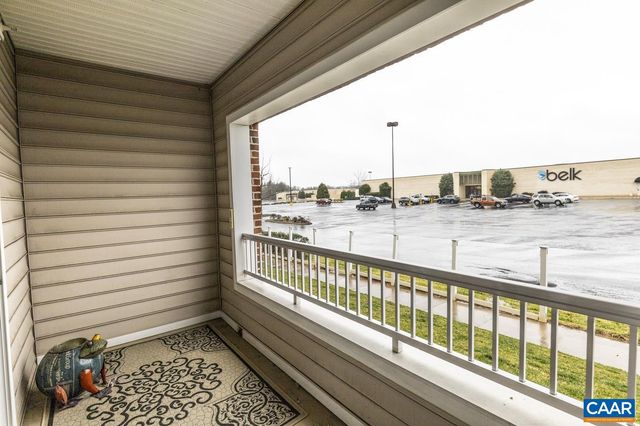 1051 GLENWOOD STATION LN #104, Charlottesville, VA 22901