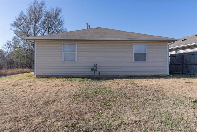 624 S Ash Street, Guthrie, OK 73044
