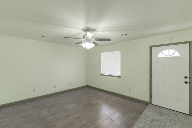 624 S Ash Street, Guthrie, OK 73044