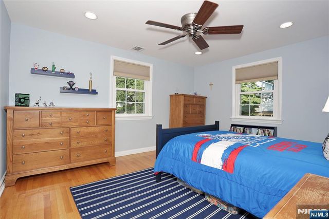 37 Oakley Terrace, Nutley, NJ 07110