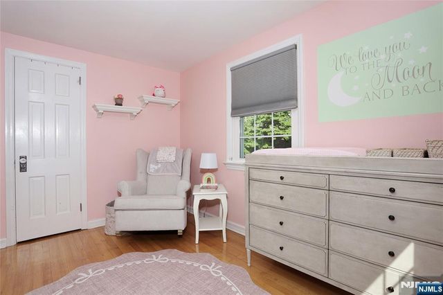 37 Oakley Terrace, Nutley, NJ 07110