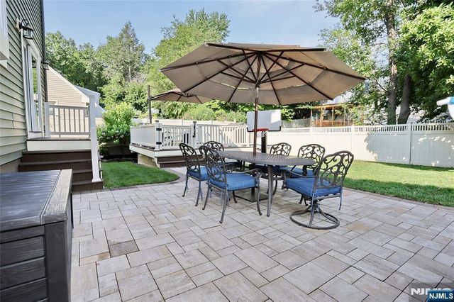 37 Oakley Terrace, Nutley, NJ 07110