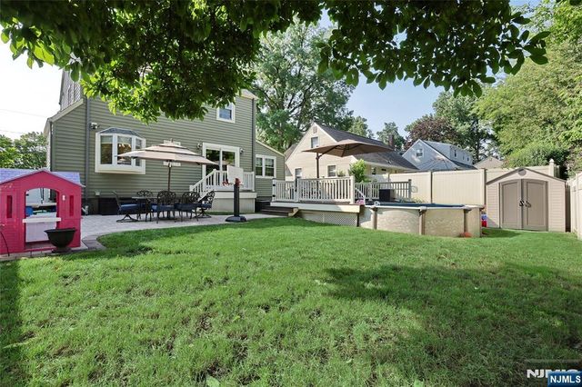 37 Oakley Terrace, Nutley, NJ 07110