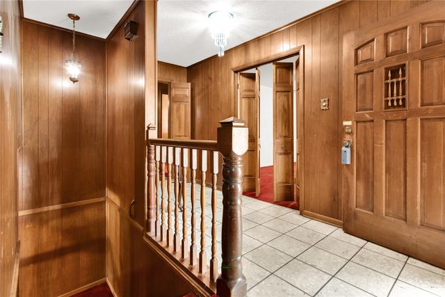 930 S MAURICE Avenue, Denison, TX 75020