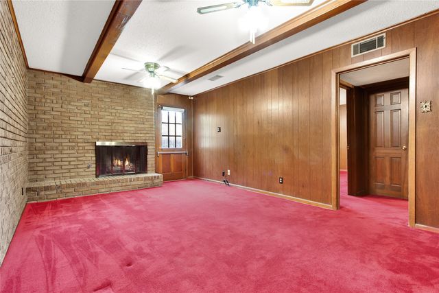 930 S MAURICE Avenue, Denison, TX 75020