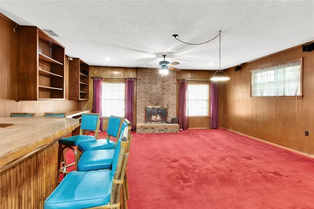 930 S MAURICE Avenue, Denison, TX 75020