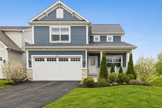 1465 Somerset Place, Barrington, IL 60010