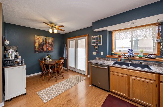 2419 W 1st Street, Ankeny, IA 50023