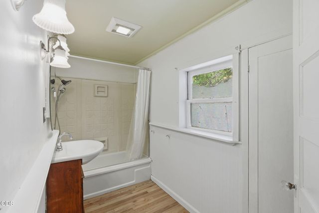 409 NW Dimmick Street, Grants Pass, OR 97526