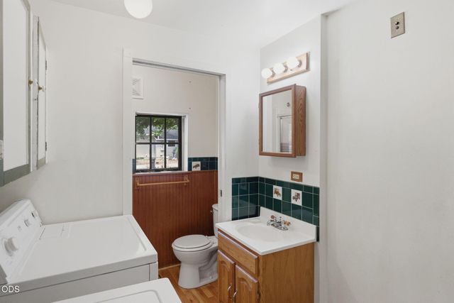 409 NW Dimmick Street, Grants Pass, OR 97526