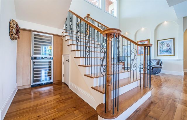 7986 9TH AVENUE S, St Petersburg, FL 33707