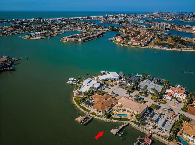 7986 9TH AVENUE S, St Petersburg, FL 33707