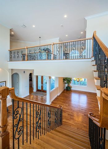 7986 9TH AVENUE S, St Petersburg, FL 33707