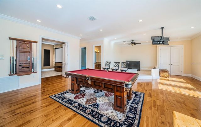 7986 9TH AVENUE S, St Petersburg, FL 33707