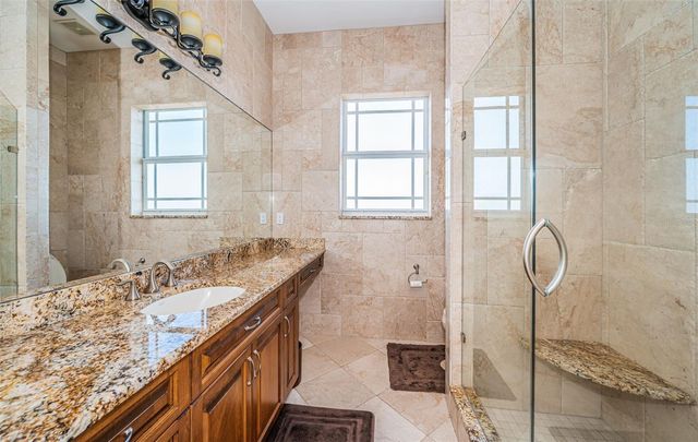 7986 9TH AVENUE S, St Petersburg, FL 33707