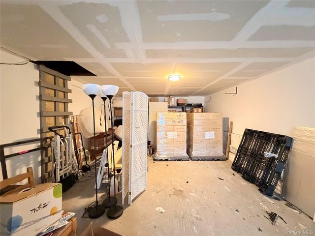36 Wallkill Avenue, Middletown, NY 10940