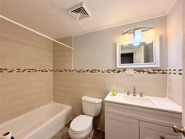 36 Wallkill Avenue, Middletown, NY 10940
