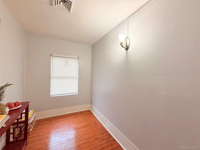 36 Wallkill Avenue, Middletown, NY 10940