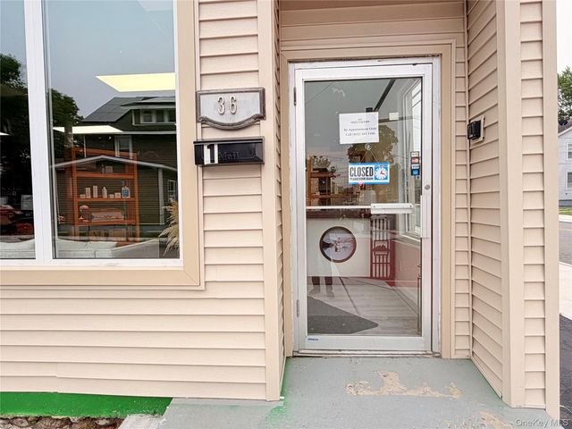 36 Wallkill Avenue, Middletown, NY 10940