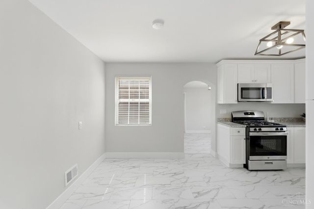 5291 Cleves Warsaw Pike, Cincinnati, OH 45238