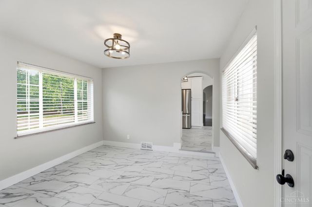 5291 Cleves Warsaw Pike, Cincinnati, OH 45238