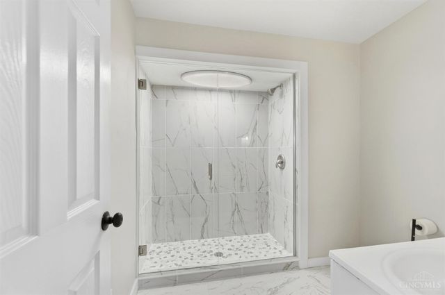 5291 Cleves Warsaw Pike, Cincinnati, OH 45238