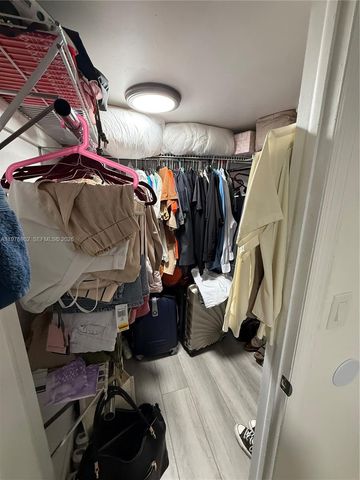 6070 W 18th Ave 209, Hialeah, FL 33012