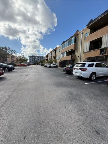 6070 W 18th Ave 209, Hialeah, FL 33012